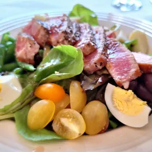 Niçoise w/ Ahi in Brandy Peppercorn Cream Sauce