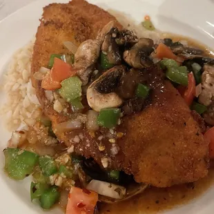 Fried fish with spicy veggie sauce