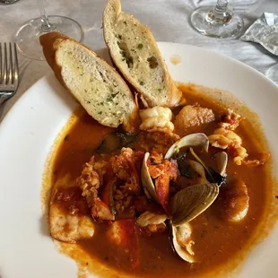 Seafood Cioppino