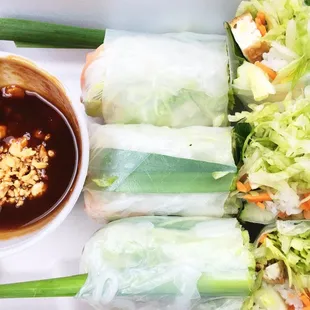 Tofu summer rolls