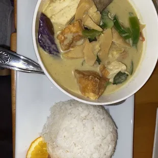 Tofu green curry