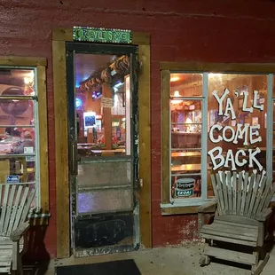 Warm welcome for an evening of burgers and beers