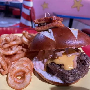 Meatloaf sandwich