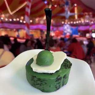 Green eggs &amp; ham cheesecake
