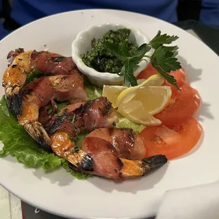 Grilled Scampi With Prosciutto And Smeraldo Sauce