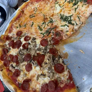 food, pizza