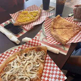 food, pizza