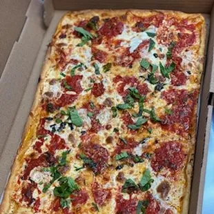 Grandma&apos;s Pizza