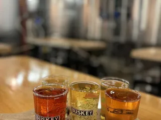 Buskey Cider