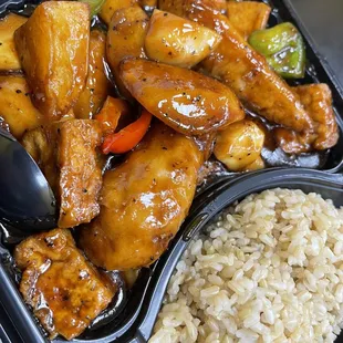 Black pepper drumsticks w/ tofu, oyster mushrooms