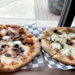 Puttanesca and Cacio E Pepe