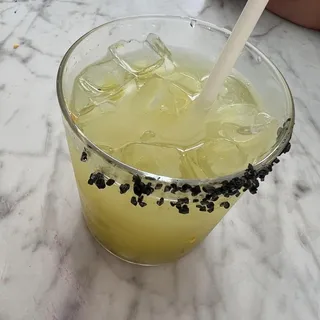 Fluffy Pineapple Juice