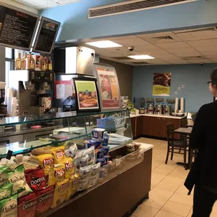 Small cafe on the left of the front entrance of BWH