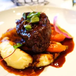 Oak-grilled beef filet