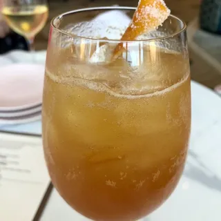 Amaro Grapefruit Spritz