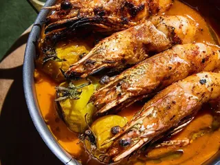 Edgemar Restaurant + Lounge