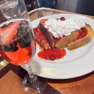 Strawberry french toast, mimosa