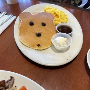 Cook made a pancake bear for my son :)