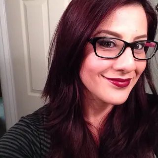 Julia V.