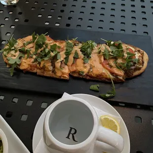 Must have: burger flatbread! Make sure to order them crispy!!