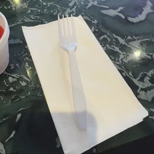 No silverware, plastic
