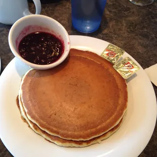 MIMI'S BLUEBERRY PANCAKES