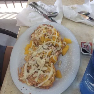 MANGO ALMOND CROISSANT FT