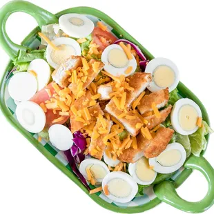 Crispy chicken bacon salad w egg!