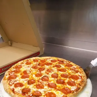 Delightful pepperoni pizza