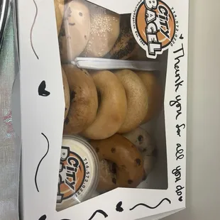 Nice presentation minus the hearts and writing (that was message meant for my colleagues). Worth the extra buck.