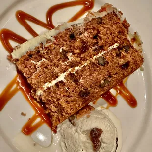 Carrot cake with rum ice cream ...c&apos;mon  it&apos;s amazing! And I don&apos;t even like carrots ‍