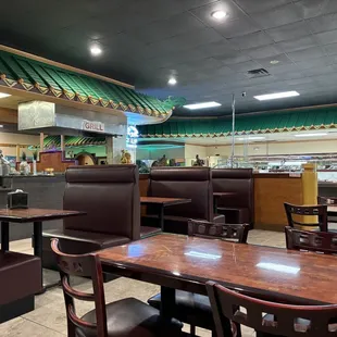 Buffet central to all seating
