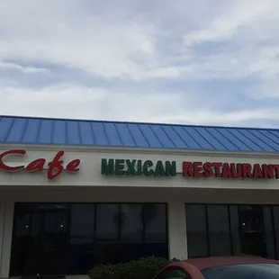 Best Mexican food and Happy Hour!