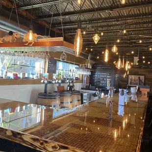 the bar area of a restaurant