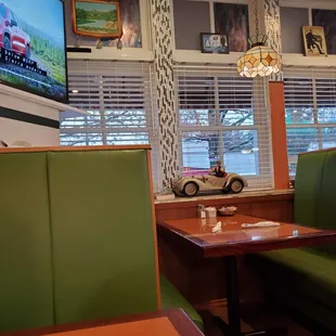 Nice cozy diner. Low key and wholesome
