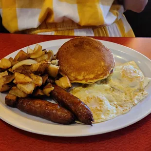 Eggs, sausage, pancakes, home fries