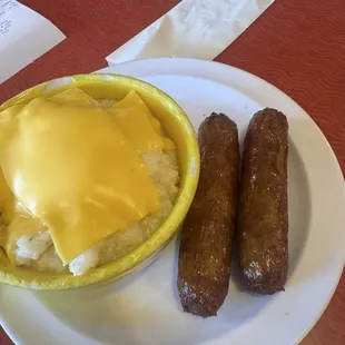 Sausage &amp; Cheese Grits