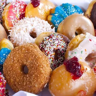 food, dough desserts, donuts