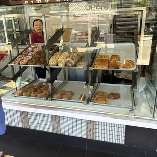 Best place to get Doughnuts in New Port