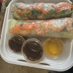 Full shrimp spring roll order!