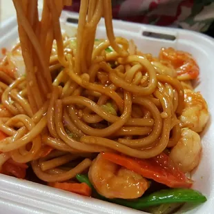 Shrimp Lo Mein