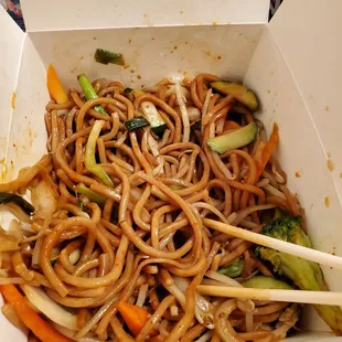 Veggie chow mein