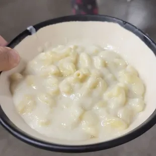 a bowl of macaroni and cheese