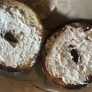 Bagel with barely any cream cheese. Craziest thing I&apos;ve ever seen.