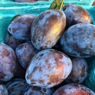 &quot;New York may be the Big Apple but Cleveland&apos;s a Plum. &quot; -- Order juicy, local plums from @CityFresh while they last!
