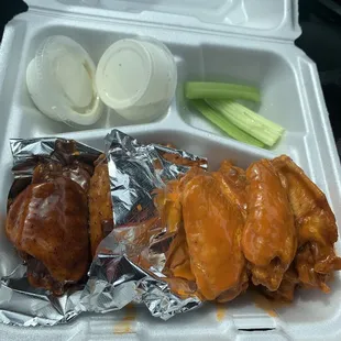 5 jerk wings 5 hot wings