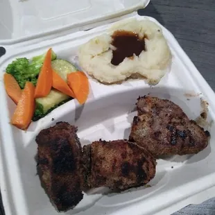 Lamb chops with mashed potatoes and fresh veggies   Their lamb chops are so delicious!!