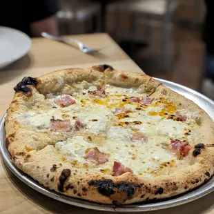 Belly ham pizza