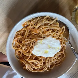 Spaghetti, tomato ragu, stracciatella