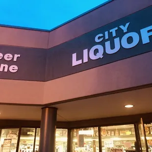 the outside of a liquor store